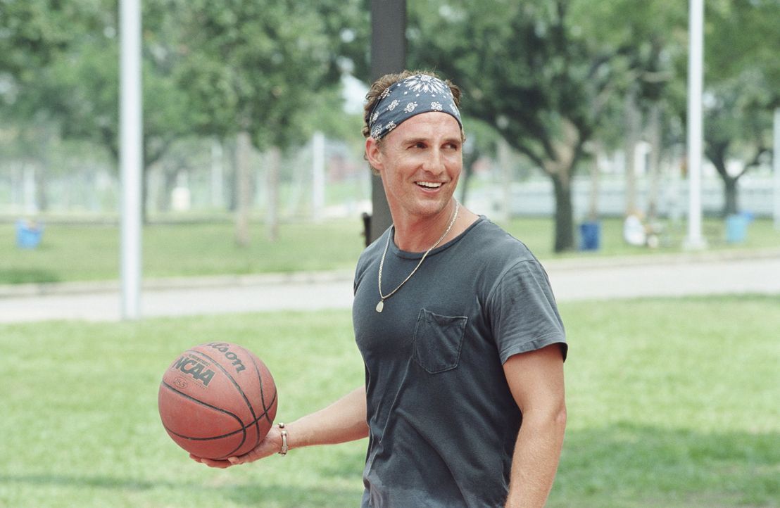 Hat zum Missfallen seiner Eltern, nicht vor, aus dem Hotel Mama auszuziehen: Tripp (Matthew McConaughey) ... - Bildquelle: TM &   Paramount Pictures. All Rights Reserved.