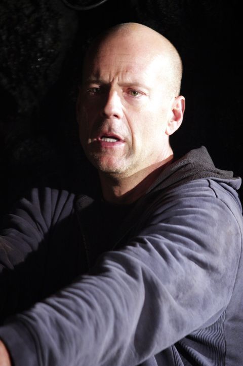 Der Polizist Jeff Talley (Bruce Willis) wird von der Mafia unter Druck gesetzt, nachdem diese seine Familie entführt hat ... - Bildquelle: 2004 Hostage, LLC. All Rights Reserved