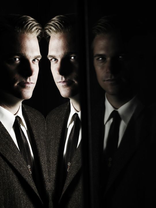 CIA-Agent Jack McCauliffe (Chris O'Donnell) trägt den Codenamen Apprentice, weil er noch bei "The Sorcerer" in die Lehre geht ...